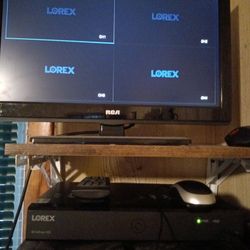 Lorex 1Tb DVR 3 Wireless Cameras 3 Solar Panels 3 64 Gb SD Cards 