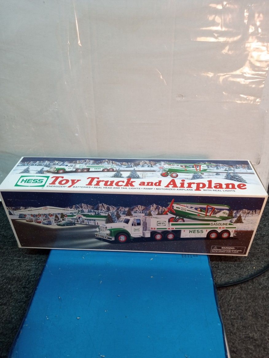 Hess toy truck and airplane 2002