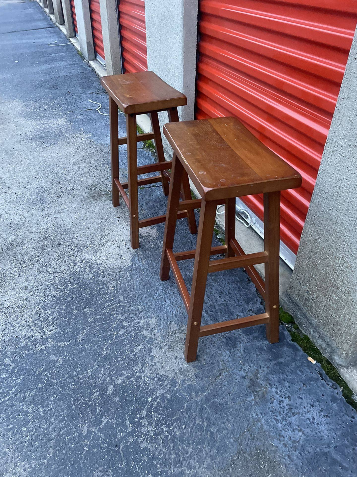 Wooden Bar Stools 