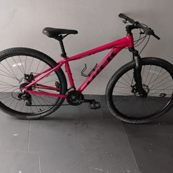 BICYCLE TREK 21 SPEED SIZE 29 BRAND NEW 