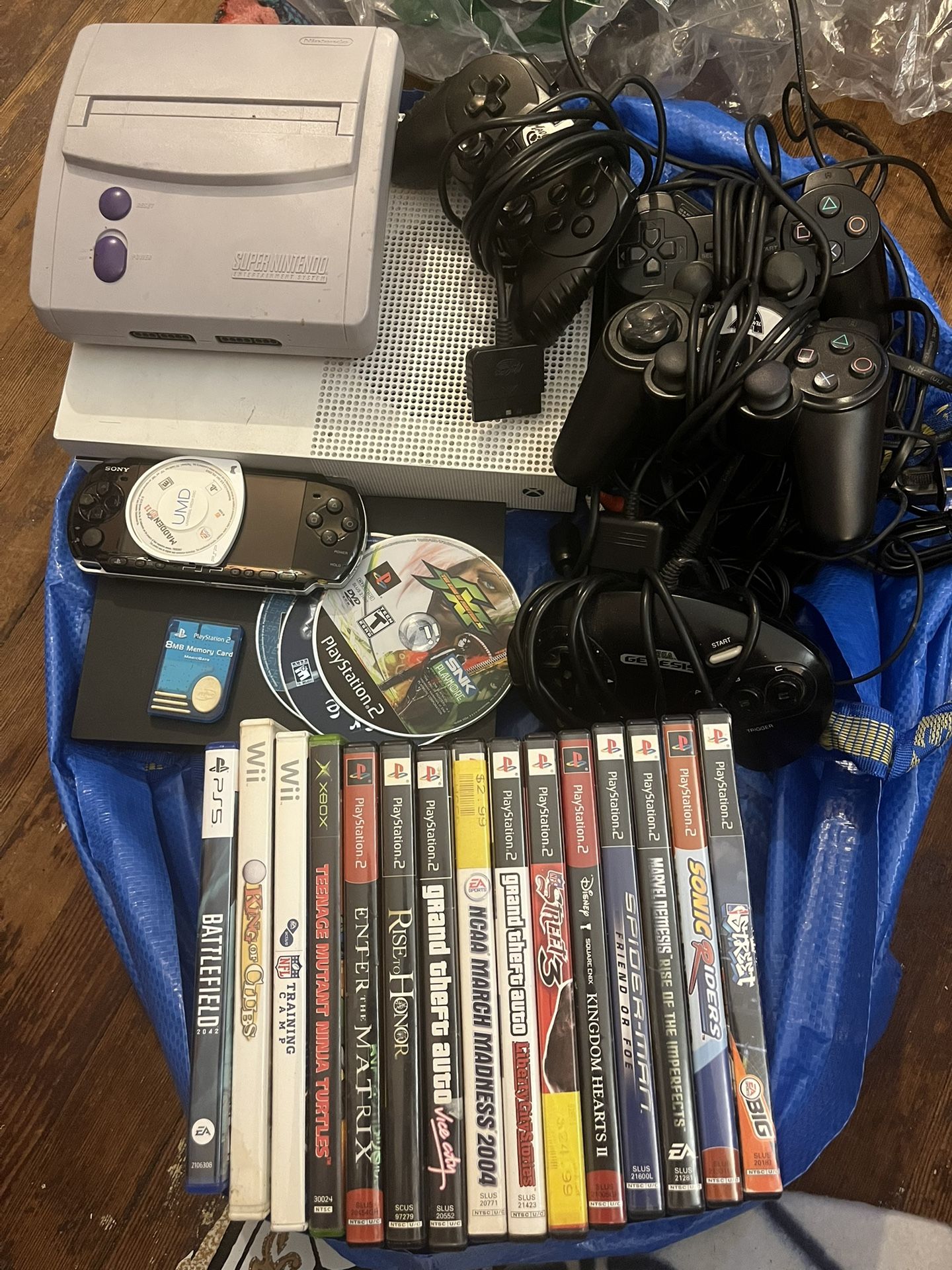 Video Game console lot Xbox one S PlayStation 2 PSP Nintendo + Games