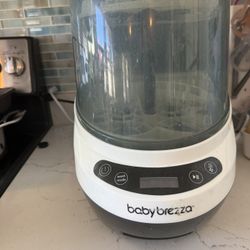 Baby Brezza Bottle Washer/Sterilizer