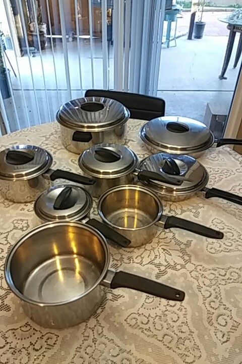 EKCO FLINT STAINLESS STEEL radiant heat core USA. POTS AND PANS MOST WITH LID. Obo