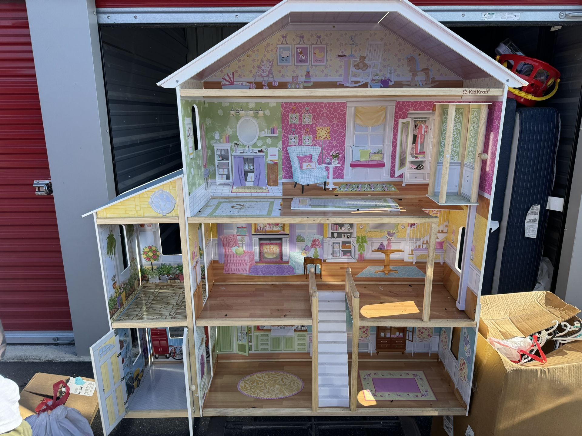 Barbie Doll House 