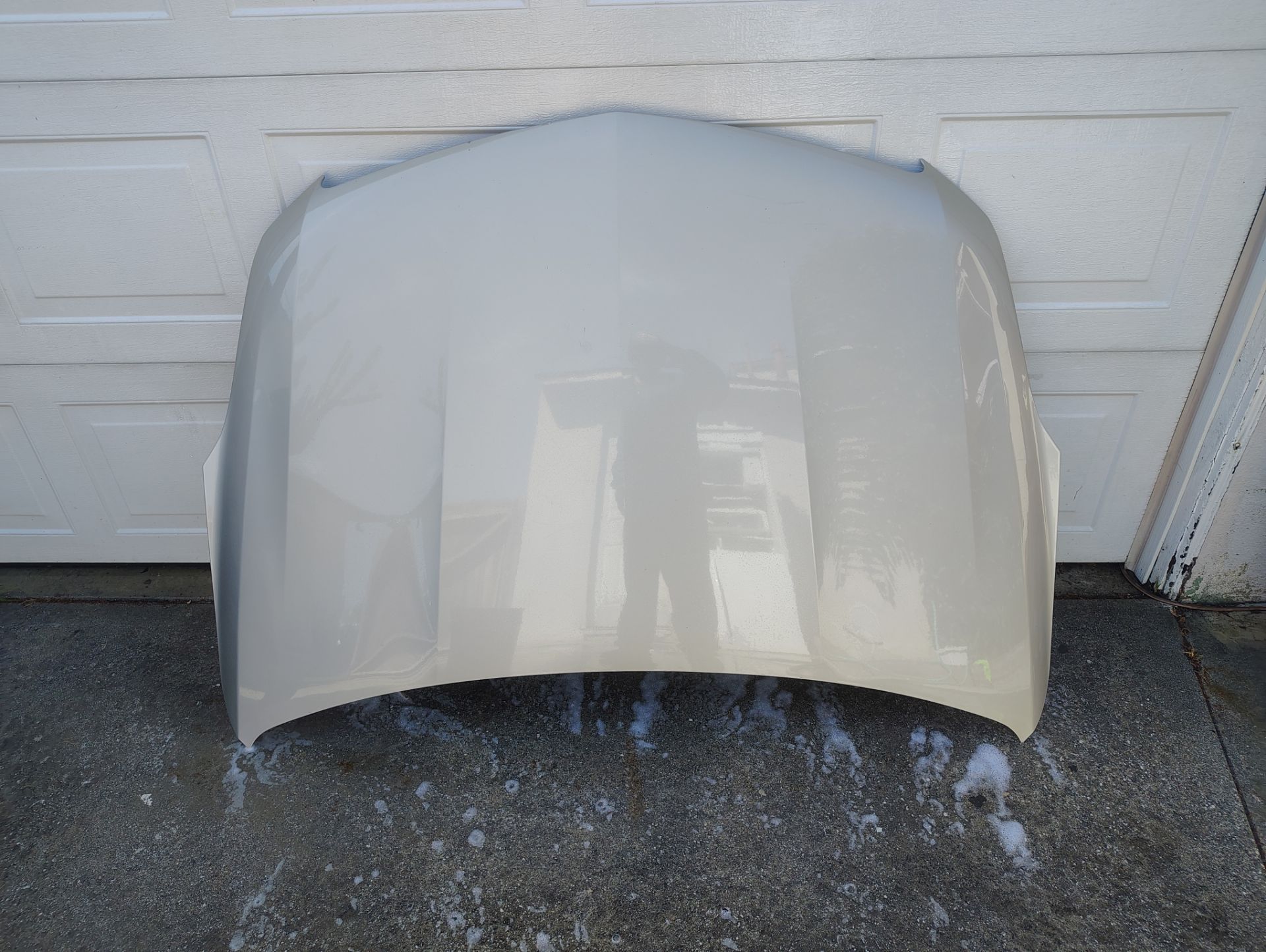 cadillac xts Hood