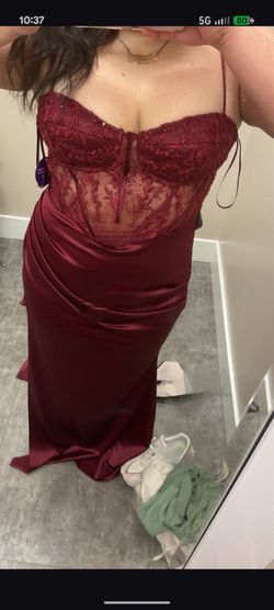 Formal /special occassion dress size xl new