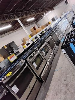 Gas Stoves In Excellent Condition With Warranty 