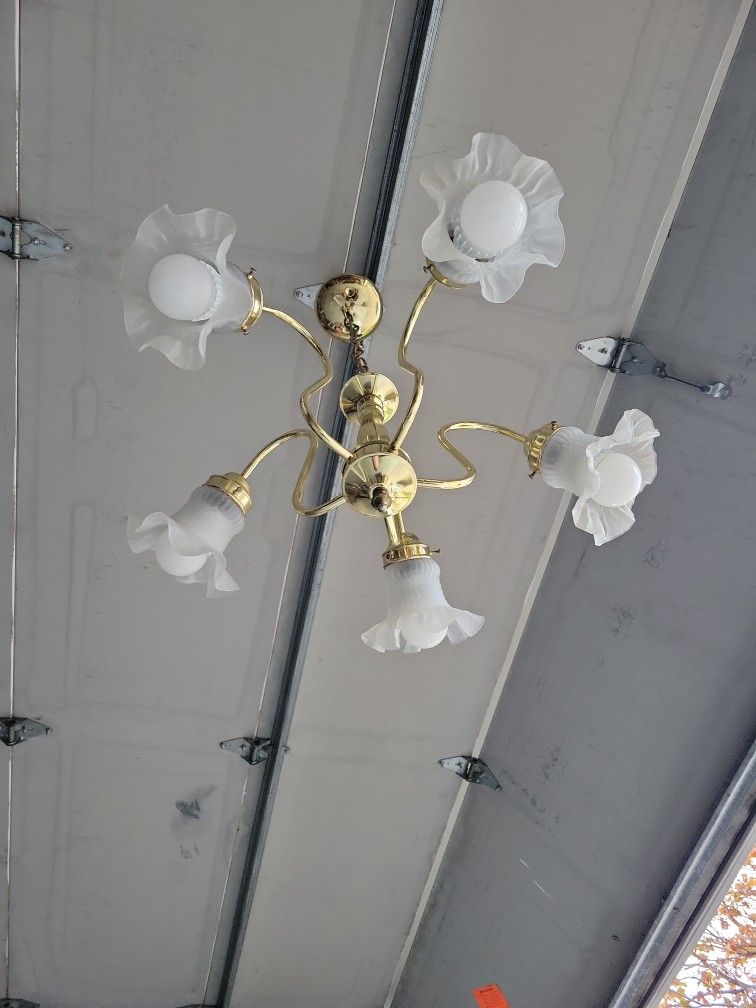 Chandelier gold collor