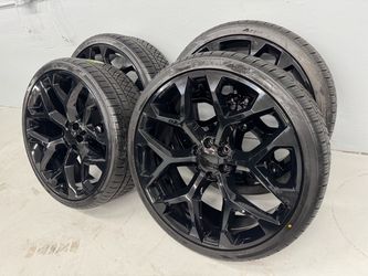 NEW 26 inch gloss black snowflake wheels with 305/30r26 atturo tires