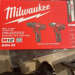 Milwaukee Drill And Driver Set 
