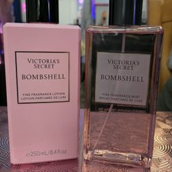 Victoria's Secret bombshell