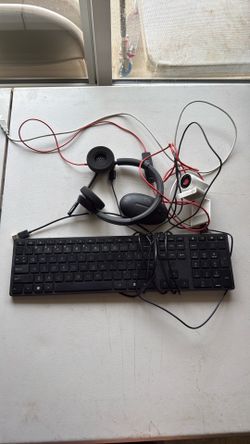 Key board, web cam, mouse and headset
