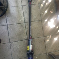 Dyson Cordless Vacuum 