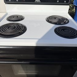 Frigidaire Electric Stove