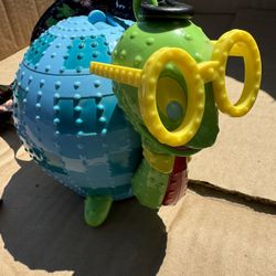 Disney Sippy Cup Lights Up
