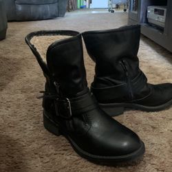 Black Boots Girls Size 5.5