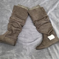 New ALDO Glaulla Boots | Brown Knit Cuff | Size 8