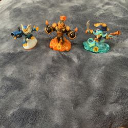 3 Figure Skylanders 