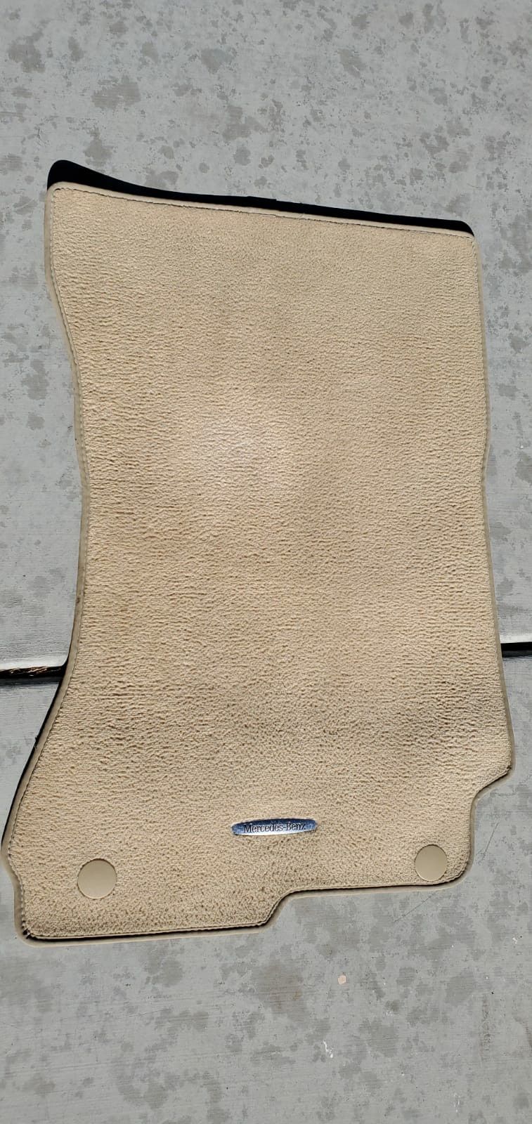 2007 MERCEDES BENZ S550 floor mat driver side