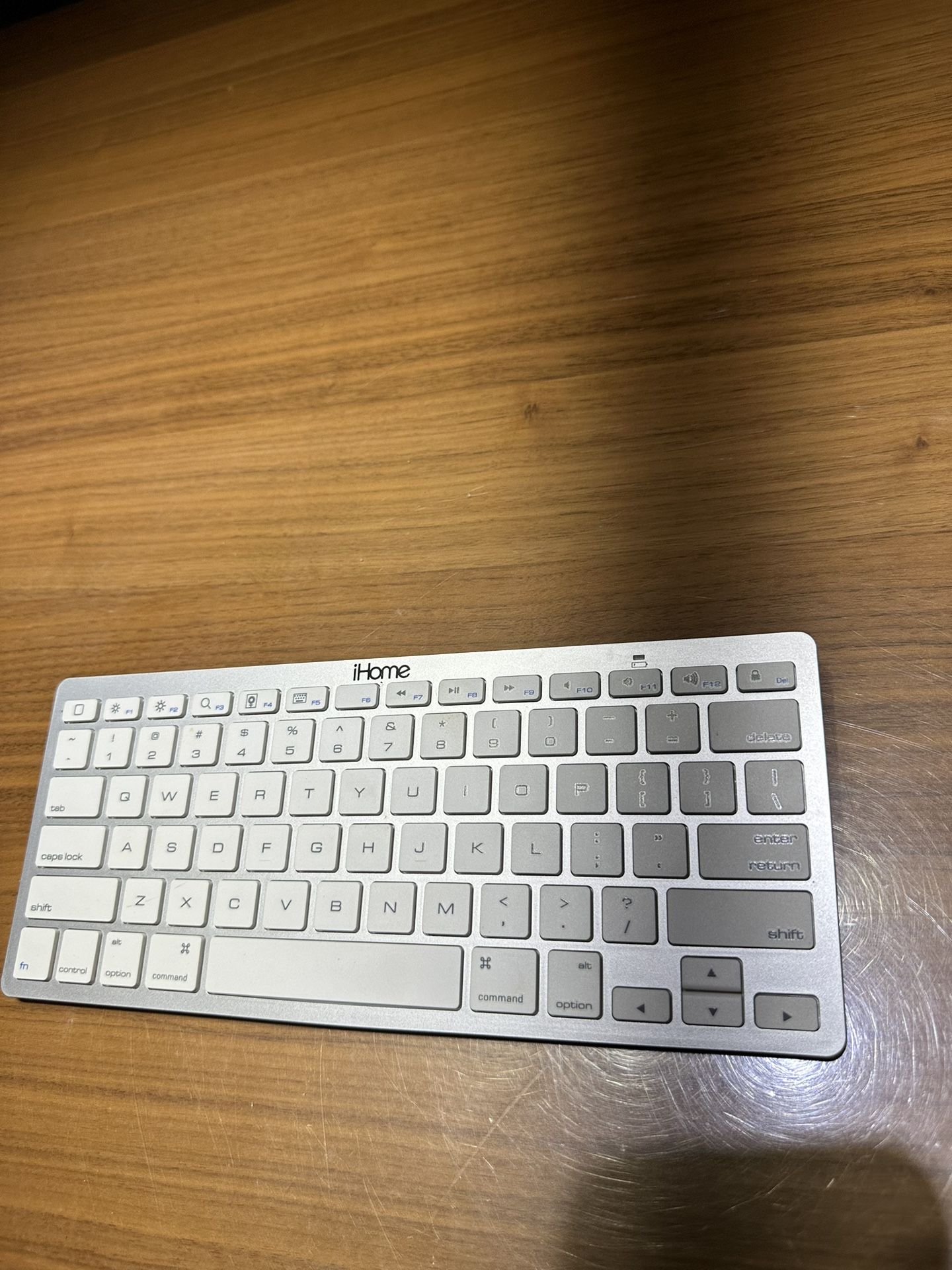 IHome Bluetooth Keyboard