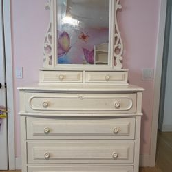 White Dresser with Mirror