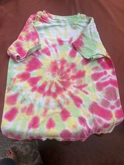 Kids  dye  t shirt size L(10-12 yrs)