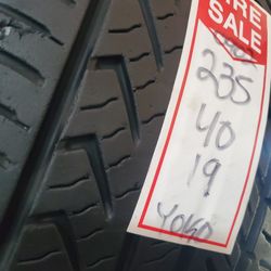 (2) 235/40/19 Yokohama Tire Pair