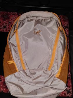 Arc'teryx Mantis 26 backpack