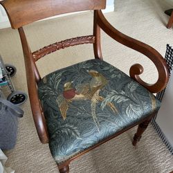 Antique Accent Chair With Bird Cushion 