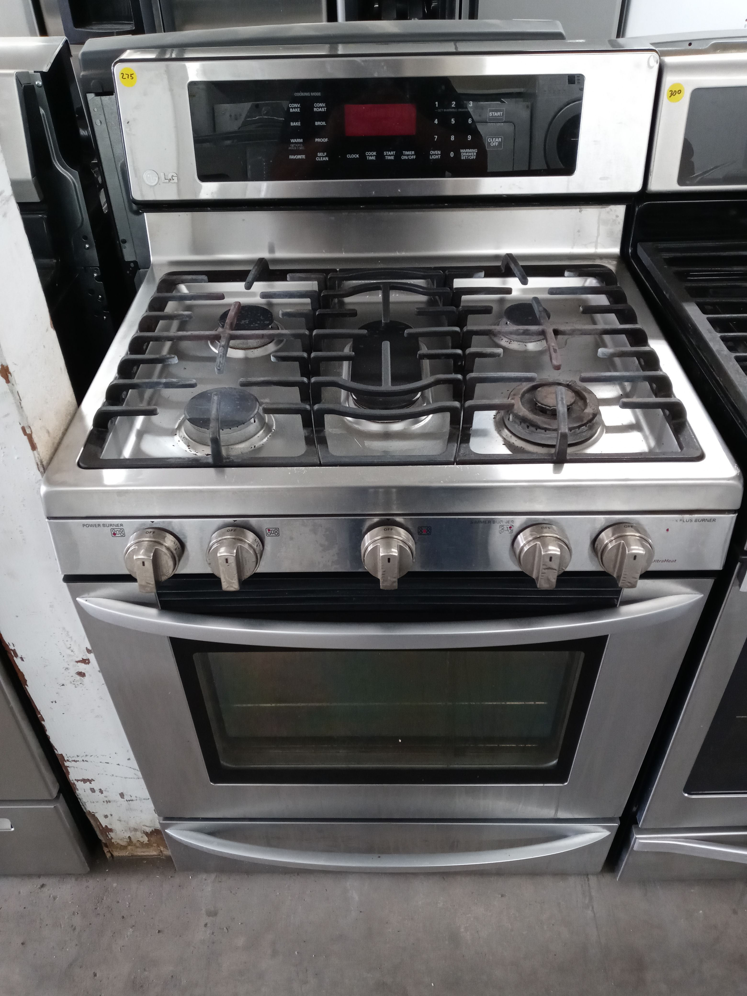 LG stainless steel 5-burner gas stove - Free delivery