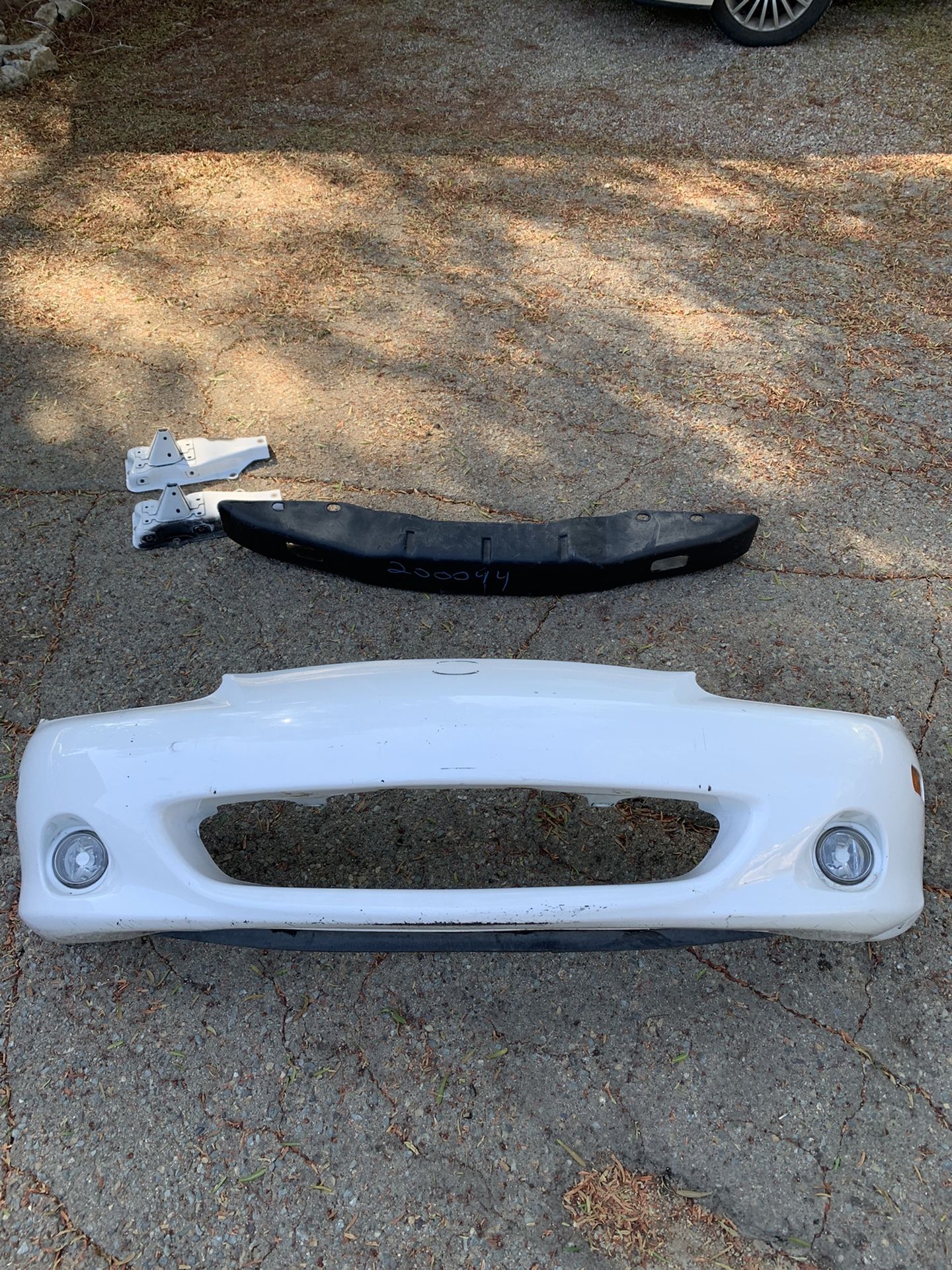 2001 Mazda Miata Bumper w/ Reinforcement & Mounts