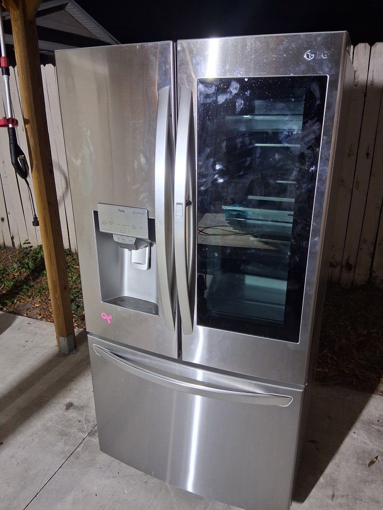 LG French doors stainless steel...double ice maker..