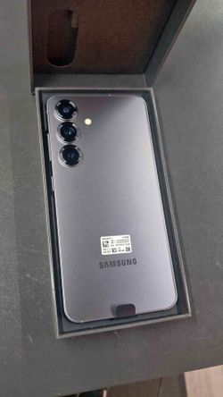 Samsung Galaxy S25 128GB Unlocked | FlexEmarket Hot Deal