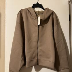 Women’s Zip Up Jacket