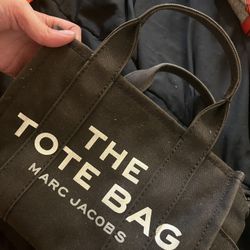 Marc Jacob’s Tote Bag Small Size