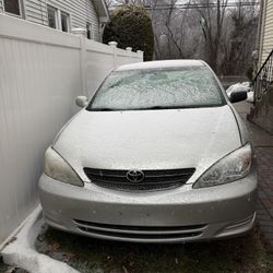 Toyota Camry 2004 Car For Sale With Clean Tittle In Hand 