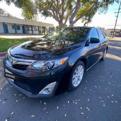 2013 TOYOTA CAMRY HYBRID 