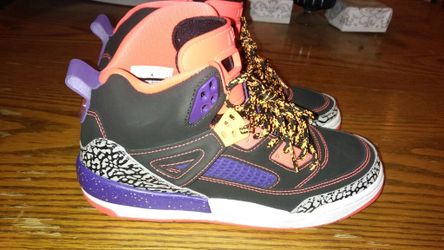 Brand new never worn Kids size 6y Jordans