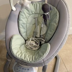 Graco Soothe My Way Baby Swing – Excellent Condition