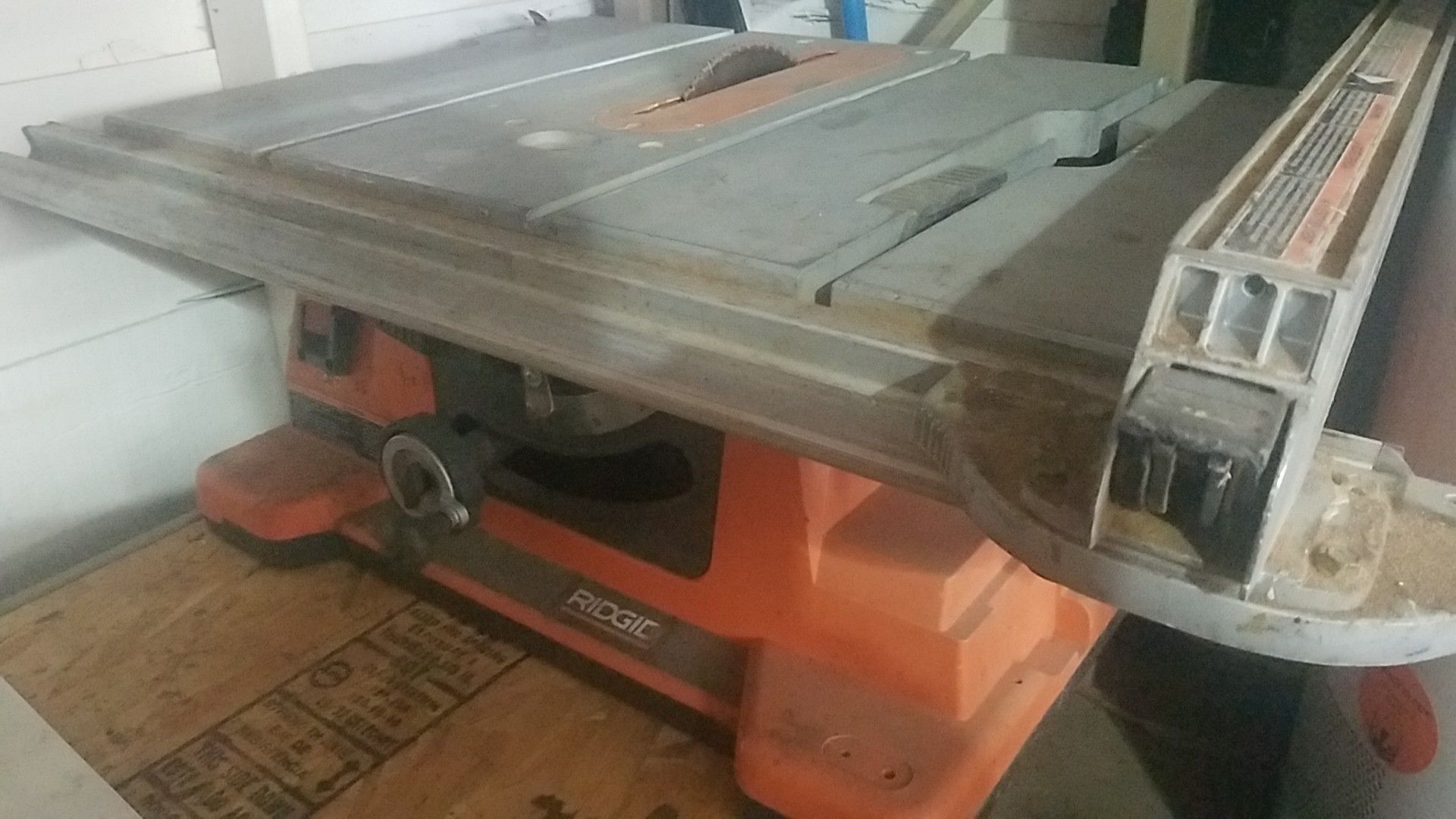 Rigid table saw