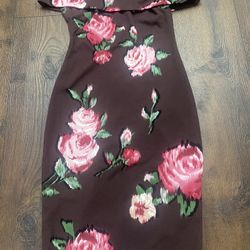 Womans Burgundy Flower Body Con Dress Size 6 By Rebecca B. #2
