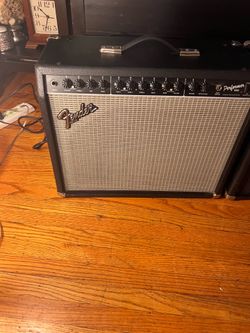 Fender amp and bass speaker