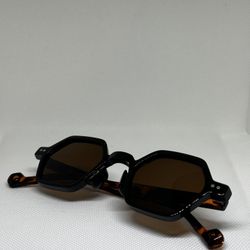 Retro style sunglasses for women and men, sun visors in bright colors, props for beach party, club