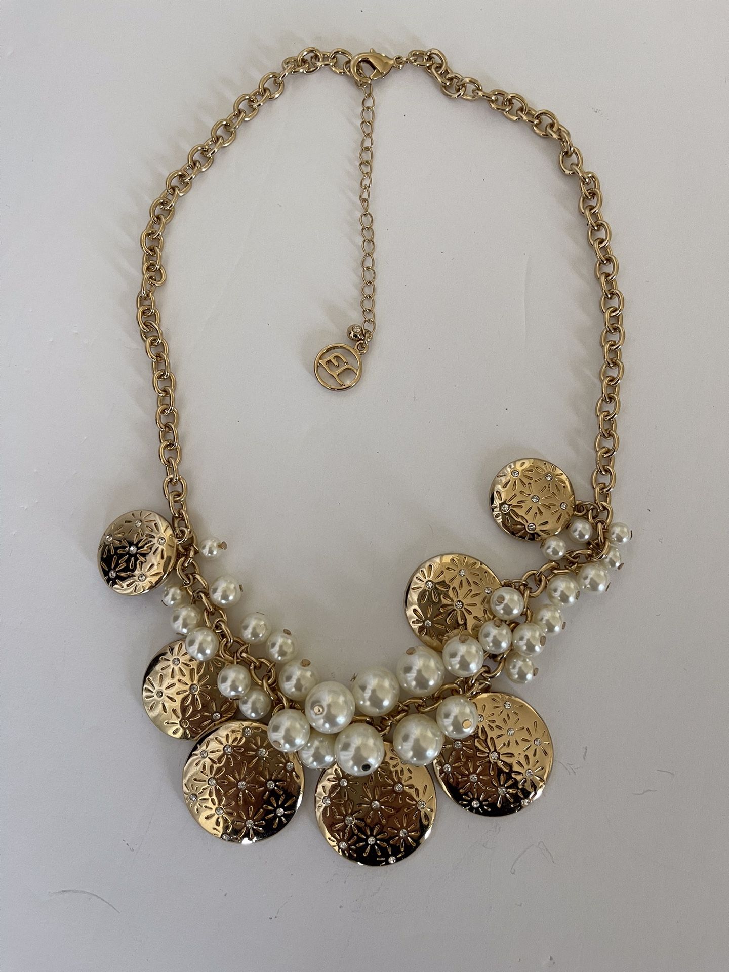 Erica Lyons Necklace Gold Tone Chain Medallions Pearls