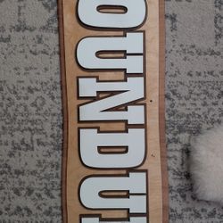 Woody's Roundup Sign