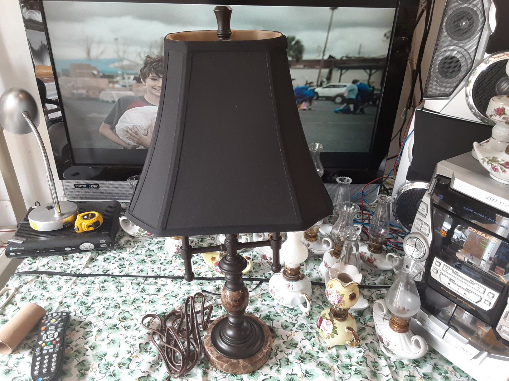 REALLY nice Looking VINTAGE LAMP with Dark BROWN BRASS and Marble