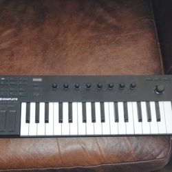 M32 NI Keyboard (Midi)