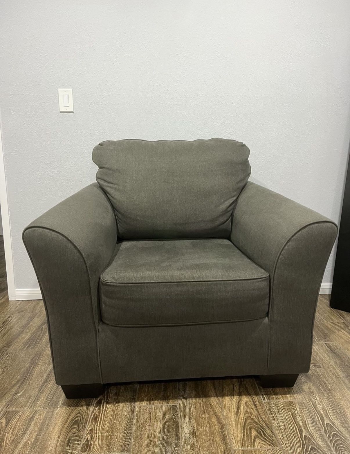 Chair & Ottoman 
