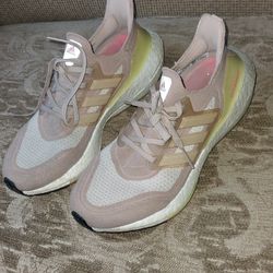 Adidas UltraBoost 21 Women's Sneakers Shoes Size 8