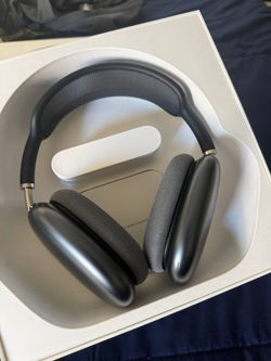Apple AirPods Max – Excellent Condition